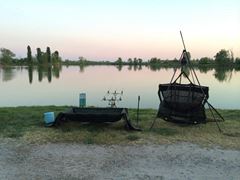 Lacul Mandarino ( Italia )